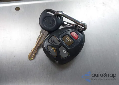 2010 Chevrolet Tahoe Lt z USA, uszkodzony, nr VIN 1GNUKBE05AR163490